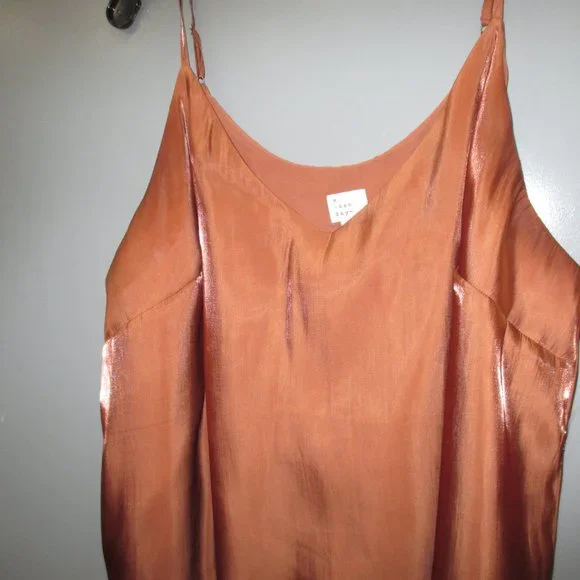 A New Day Women's Blouse Size XXL Brown Color with Lining Strap Shoulder Blouse - Picture 3 of 8